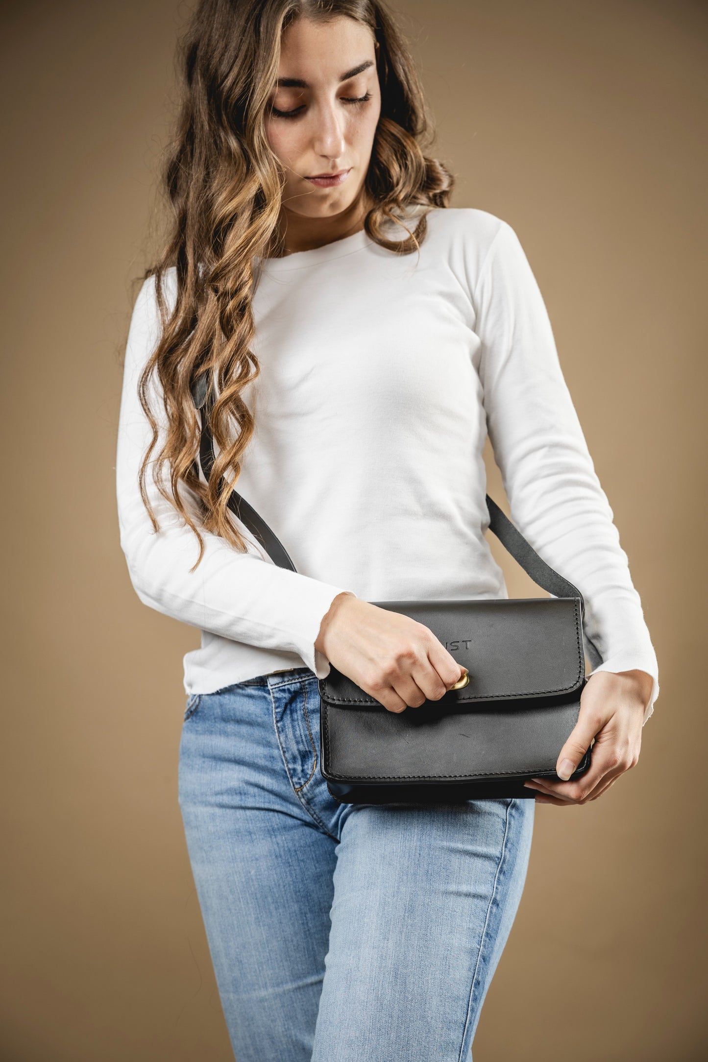 Leather Crossbody Black The Santa Fe Collection