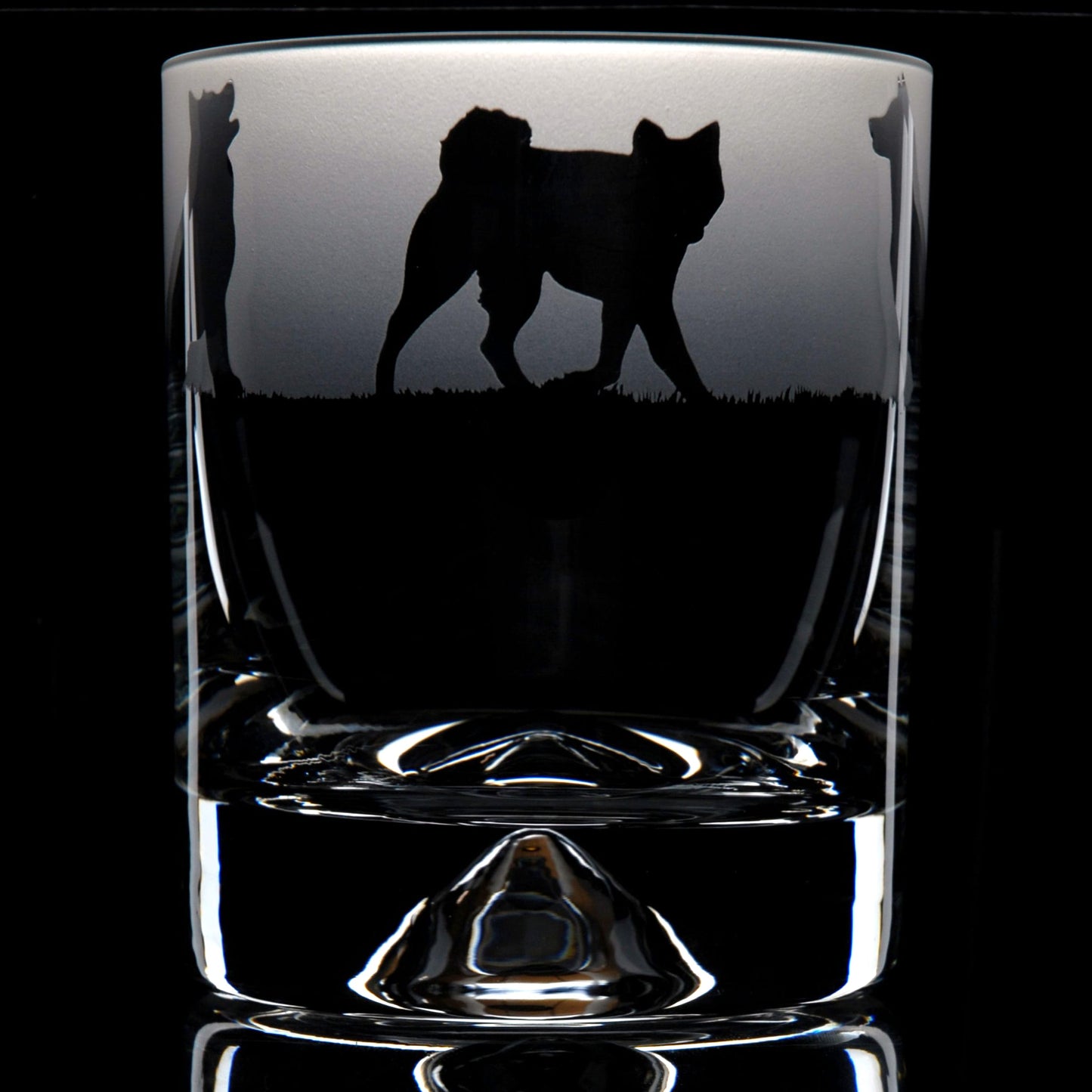 Akita Dog Whiskey Tumbler Glass - Hand Etched/Engraved Gift