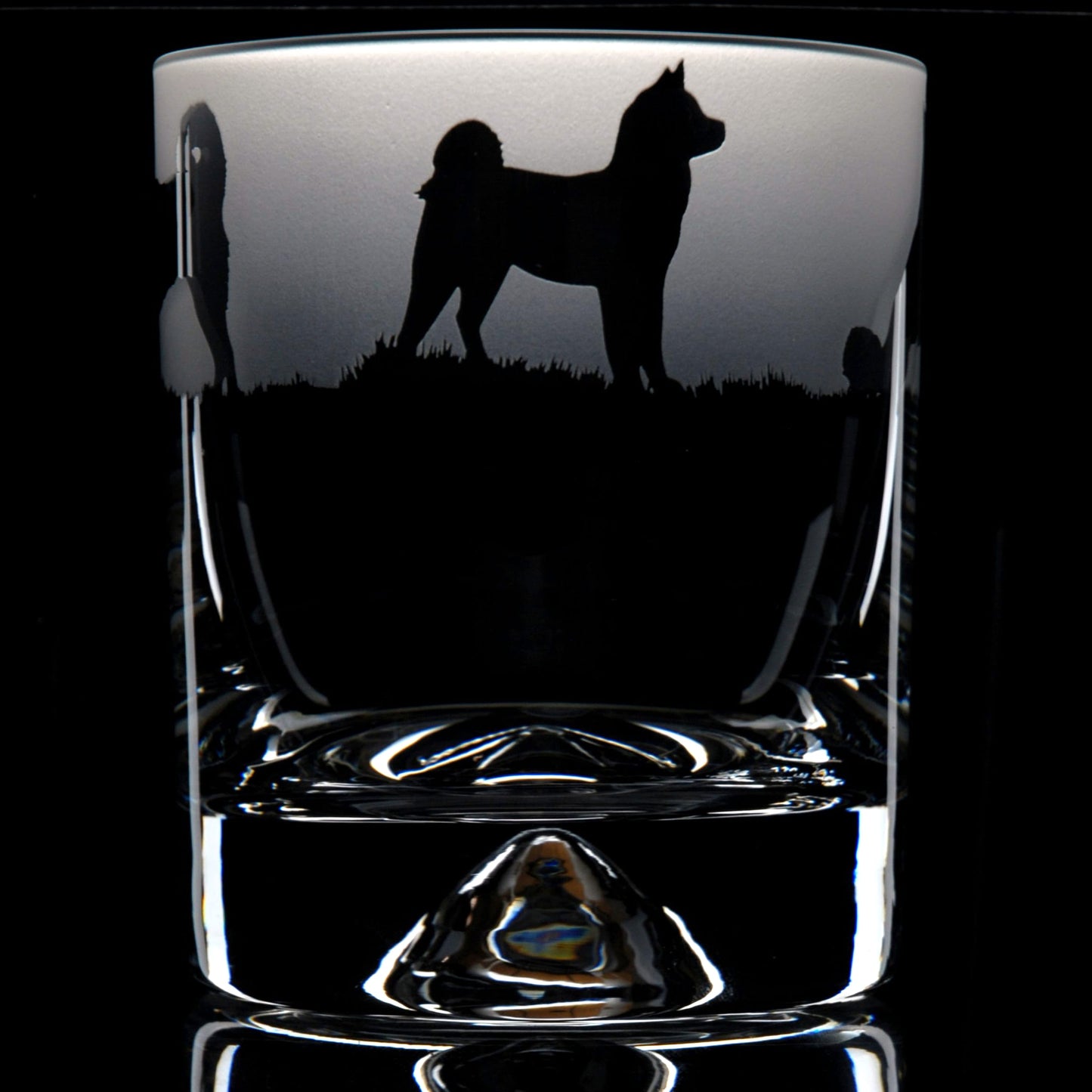 Akita Dog Whiskey Tumbler Glass - Hand Etched/Engraved Gift