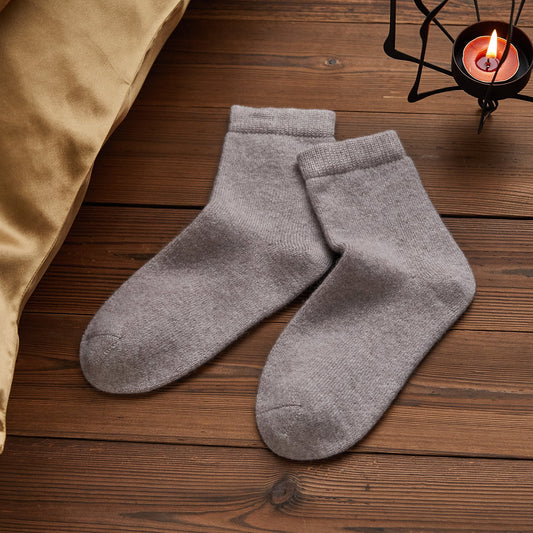 Moon Grey Cashmere Quarter-Length Socks | Flexible Fit