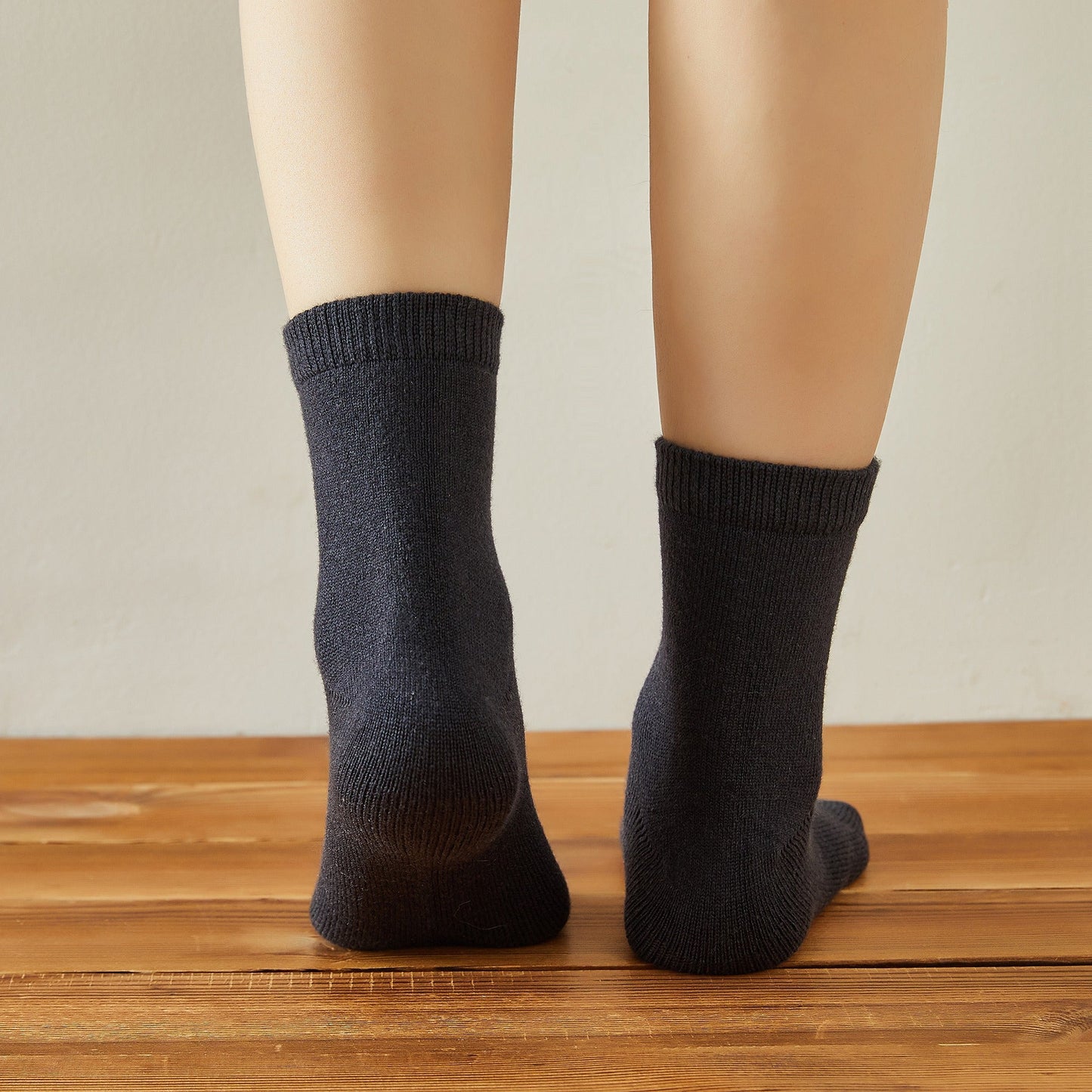 Ice Lake Wool Quarter-Length Socks | Flexible Fit