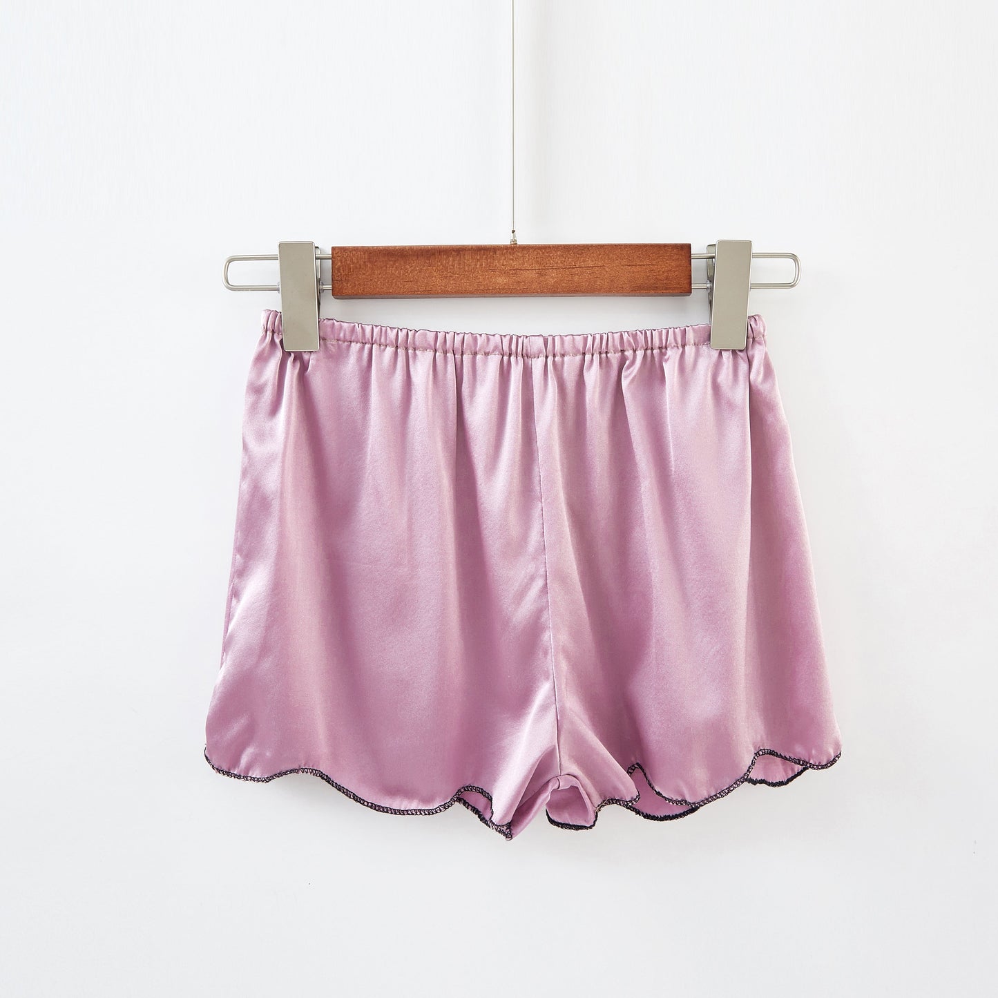 Lilac Silk Scallop Edged Shorts | 19 Momme Silk Charmeuse