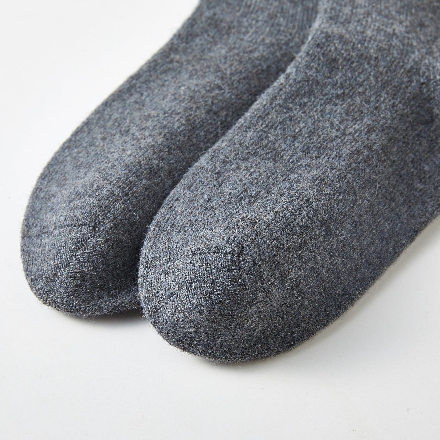 Earl Grey Wool Quarter-Length Socks | Flexible Fit