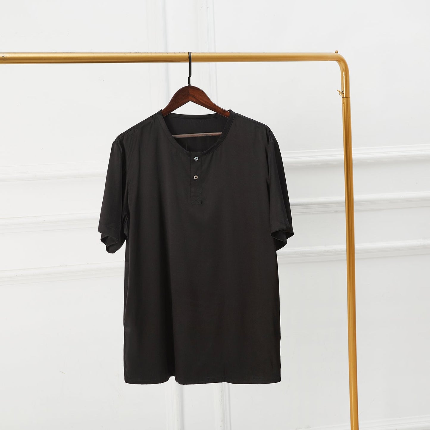 Sample Pure Mulberry Silk Men's T-Shirt Size M | Henley Collar, Short Sleeve and Relaxed Fit | 19 Momme
