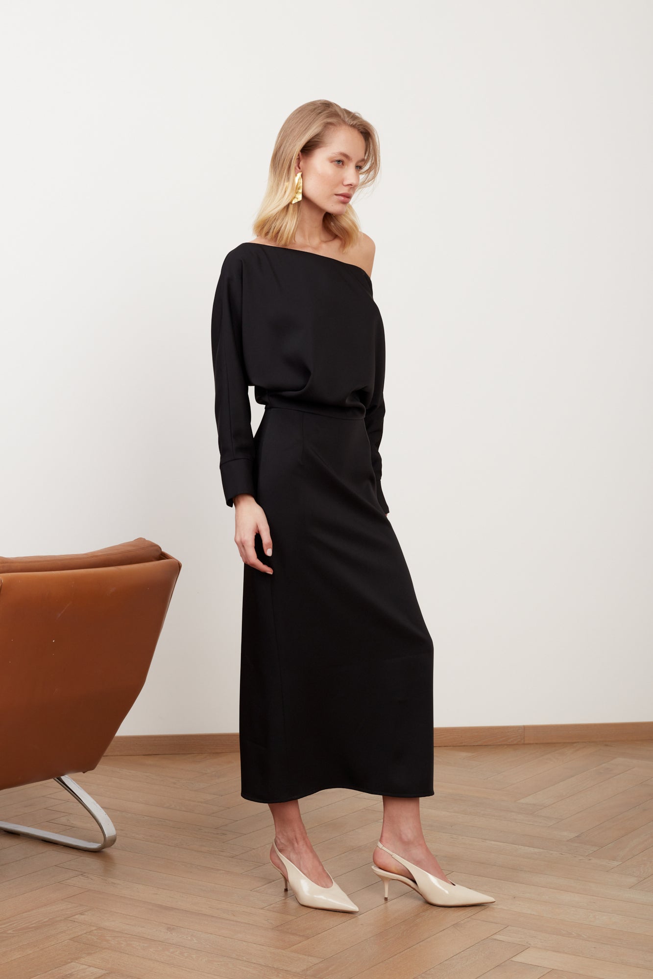 AGALIA black work to evening off-the-shoulder midi dress