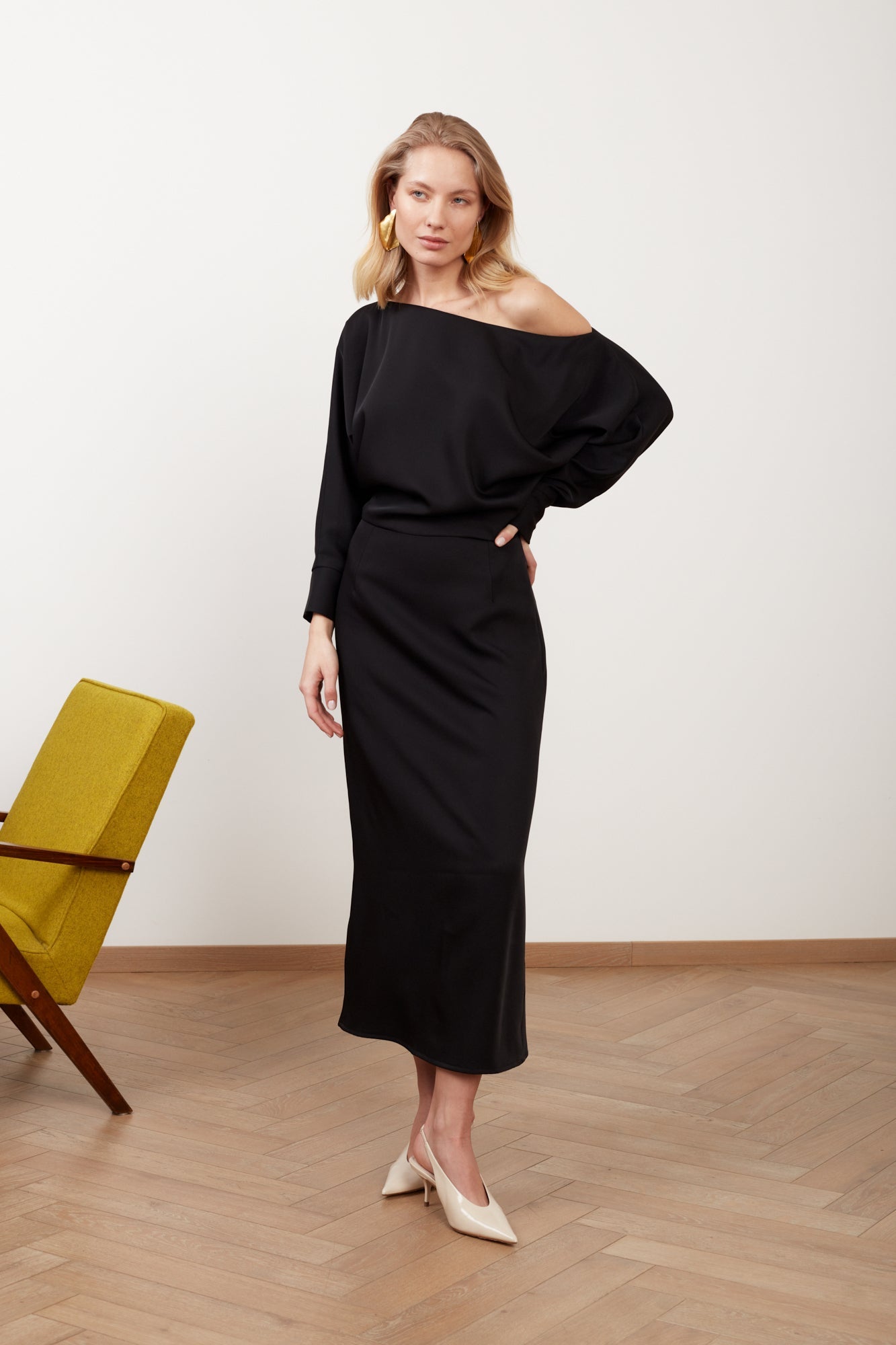 AGALIA black work to evening off-the-shoulder midi dress