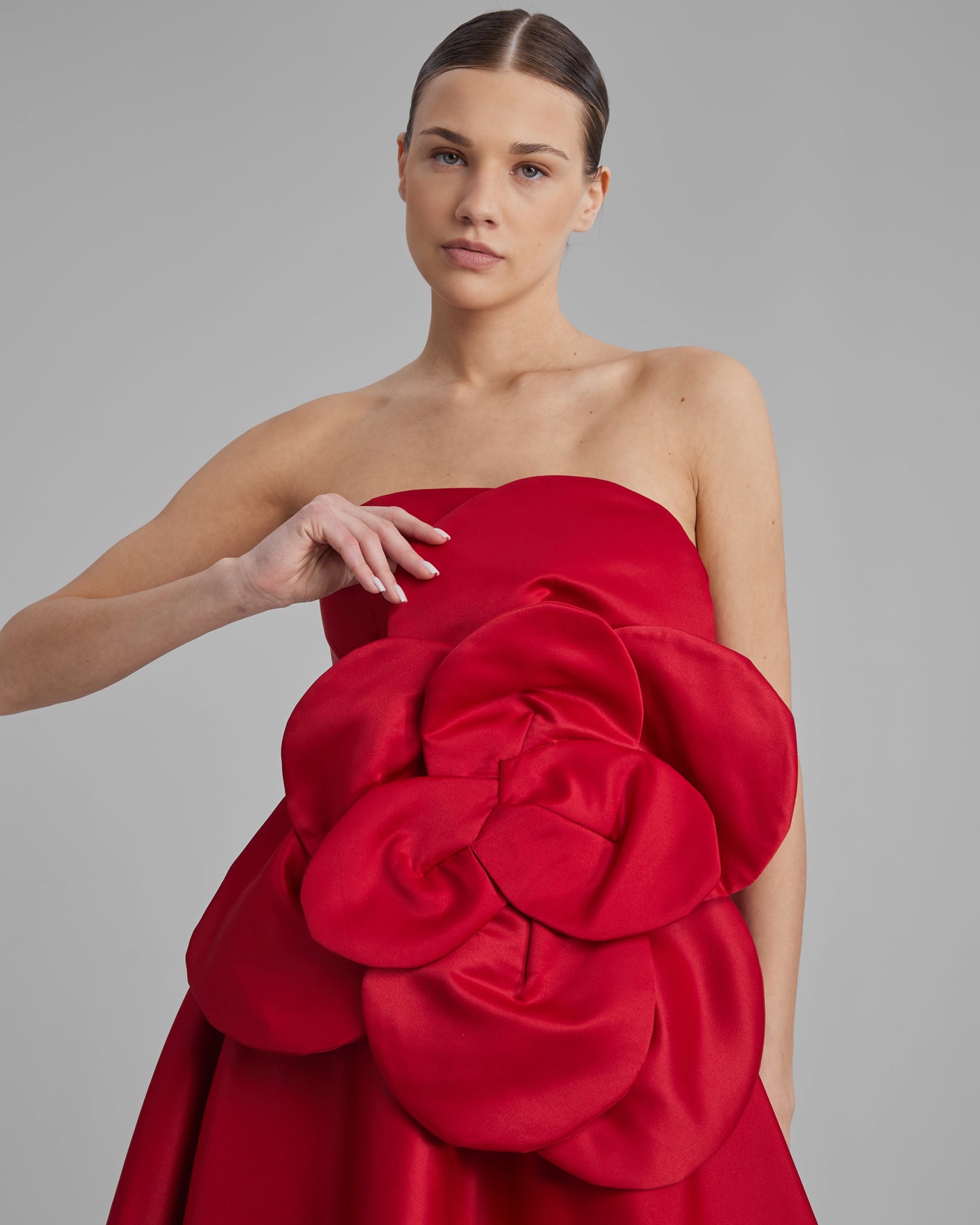 MIA DRESS + FLOWER | strapless A line midi in red