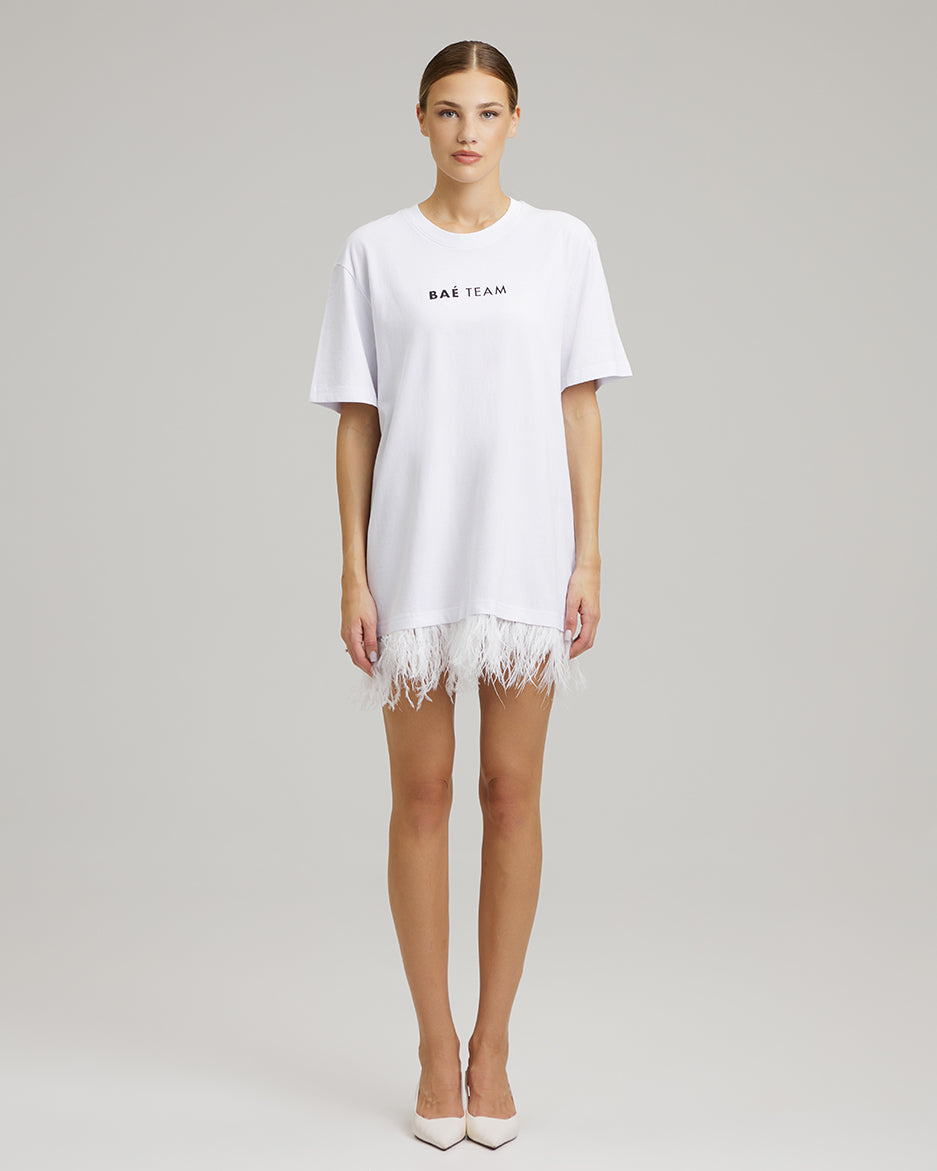 T-SHIRT DRESS WITH FEATHERS | BAÉ team in white