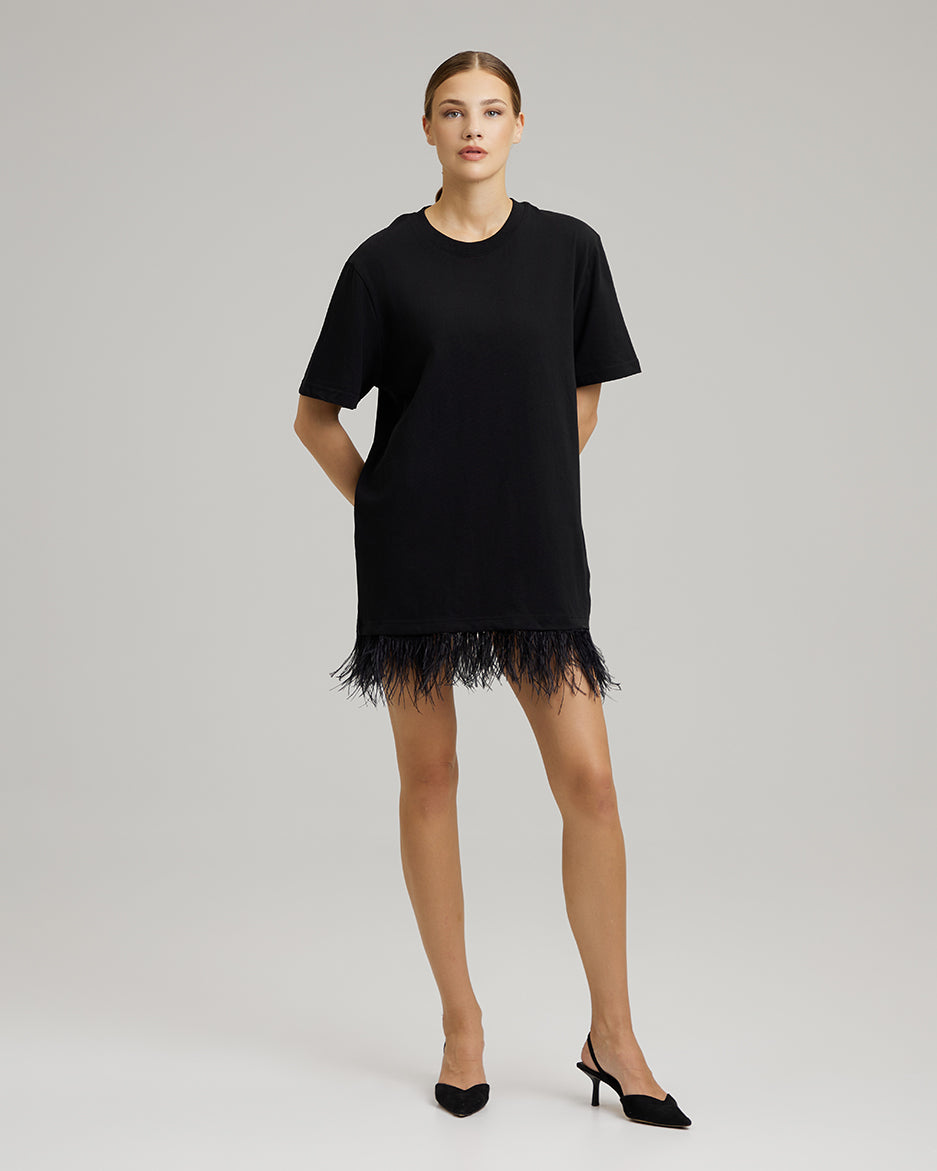 T-SHIRT DRESS WITH FEATHERS | in black