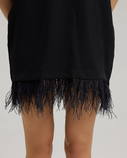 T-SHIRT DRESS WITH FEATHERS | in black