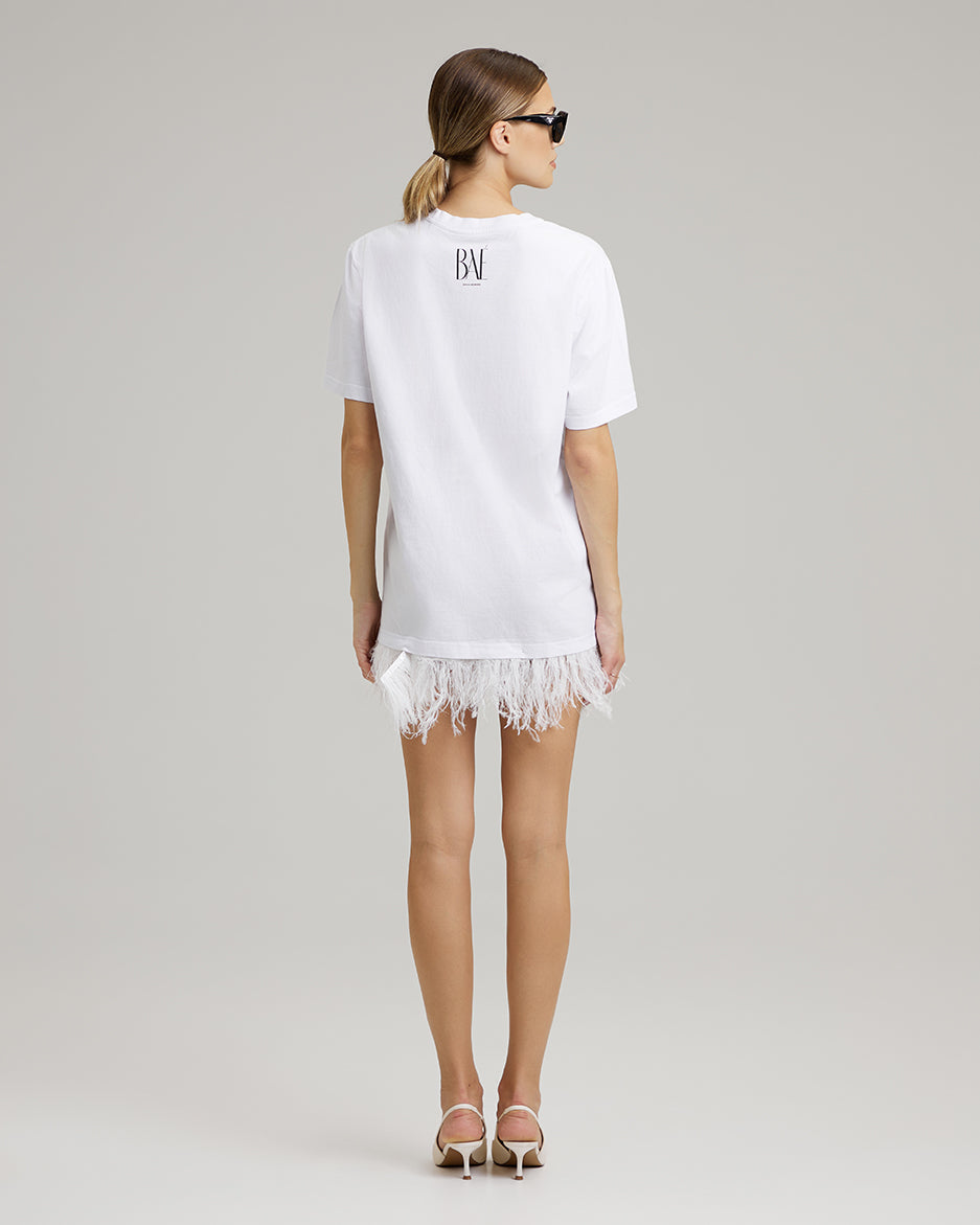 T-SHIRT DRESS WITH FEATHERS | BAÉsically awesome in white