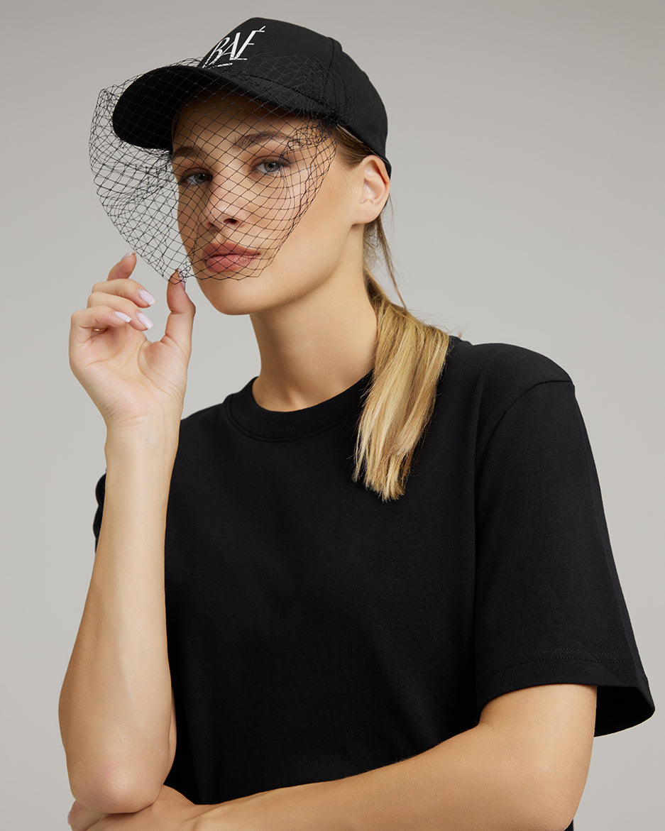 CAP WITH MESH VEIL | BAÉ cap in black