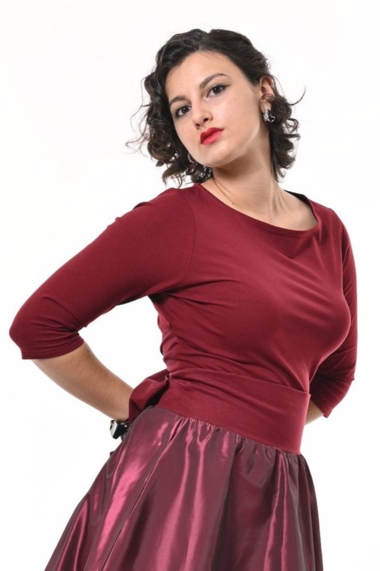 Primrose Top With Bow In Burgundy