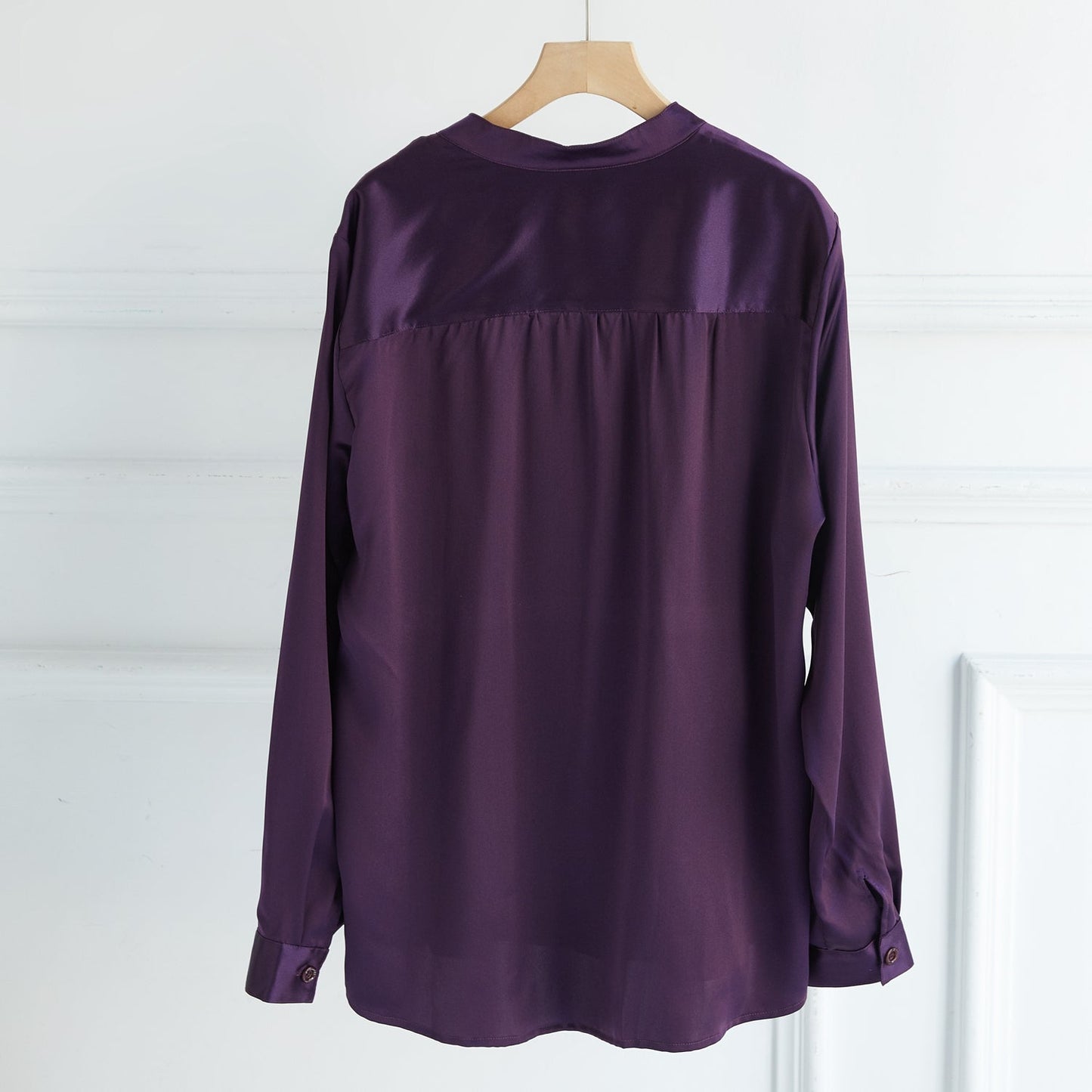 Custom Pure Silk Long Sleeve Y-neck Blouse | Eshonai | 22 Momme Silk Charmeuse