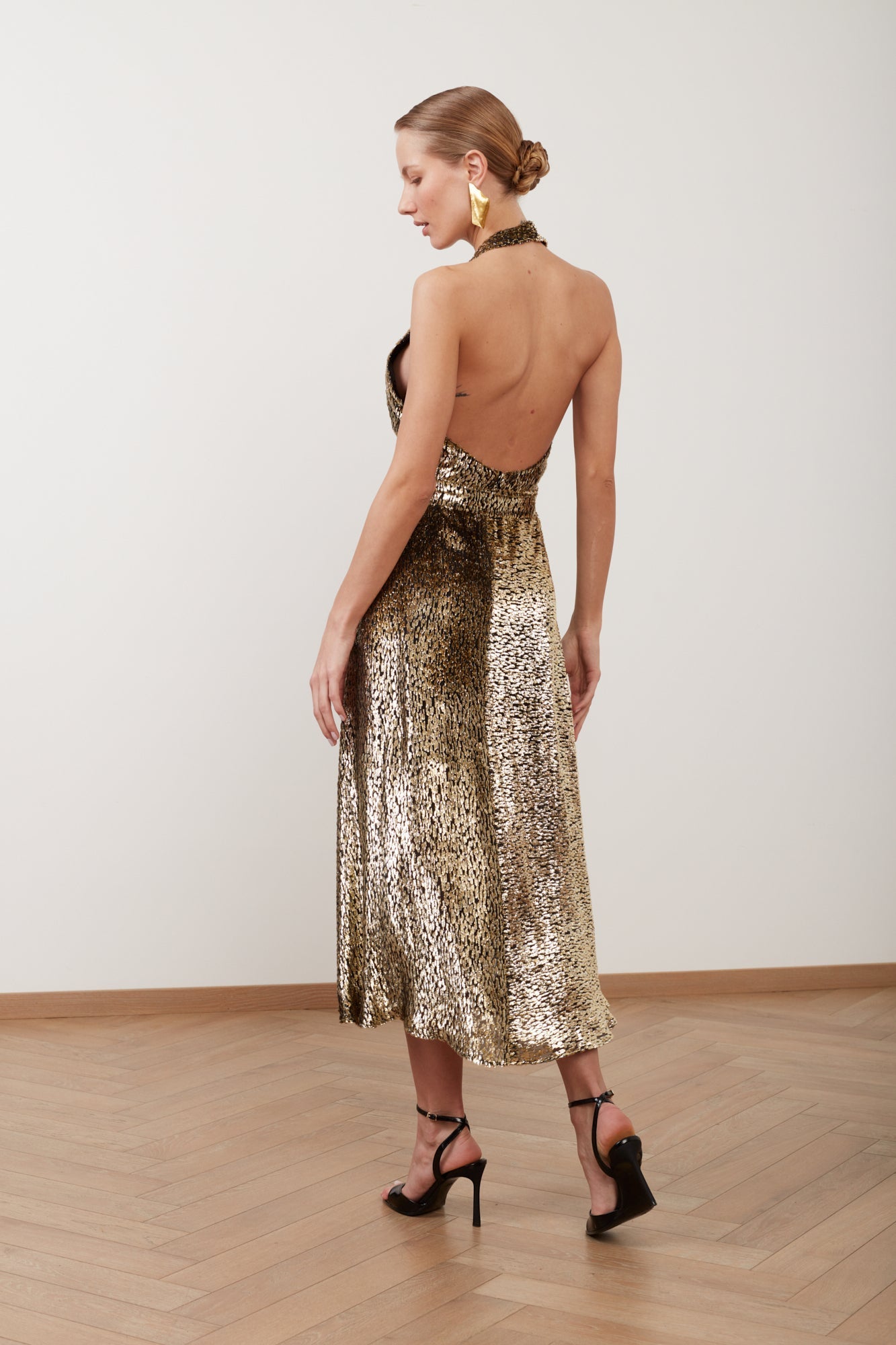 FARAH Black Golden Velvet Silk Midi Dress