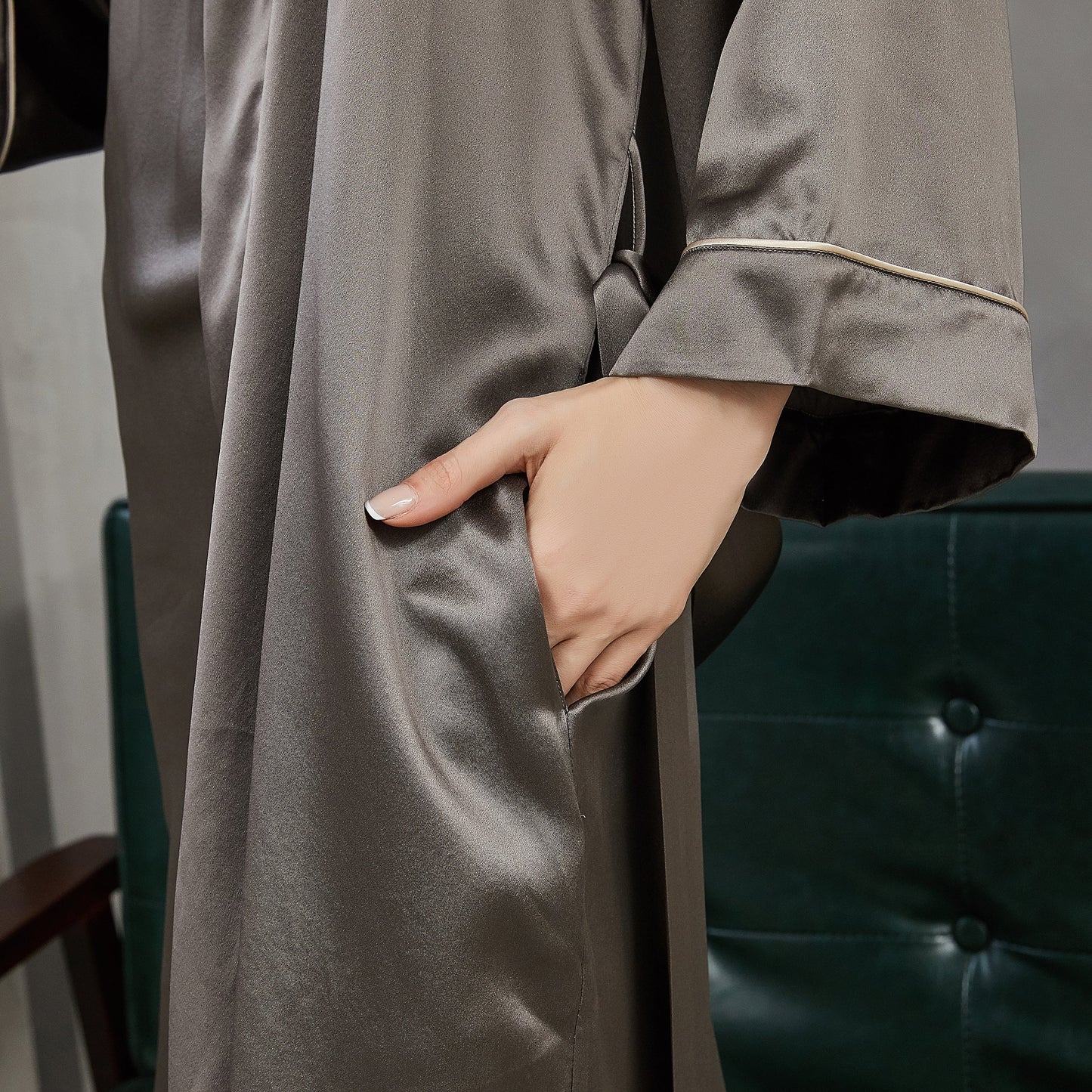 Pasithea | Grey Kimono Pure Silk Robe | Knee Length with Double Belts and Pockets | 22 Momme | Float Collection