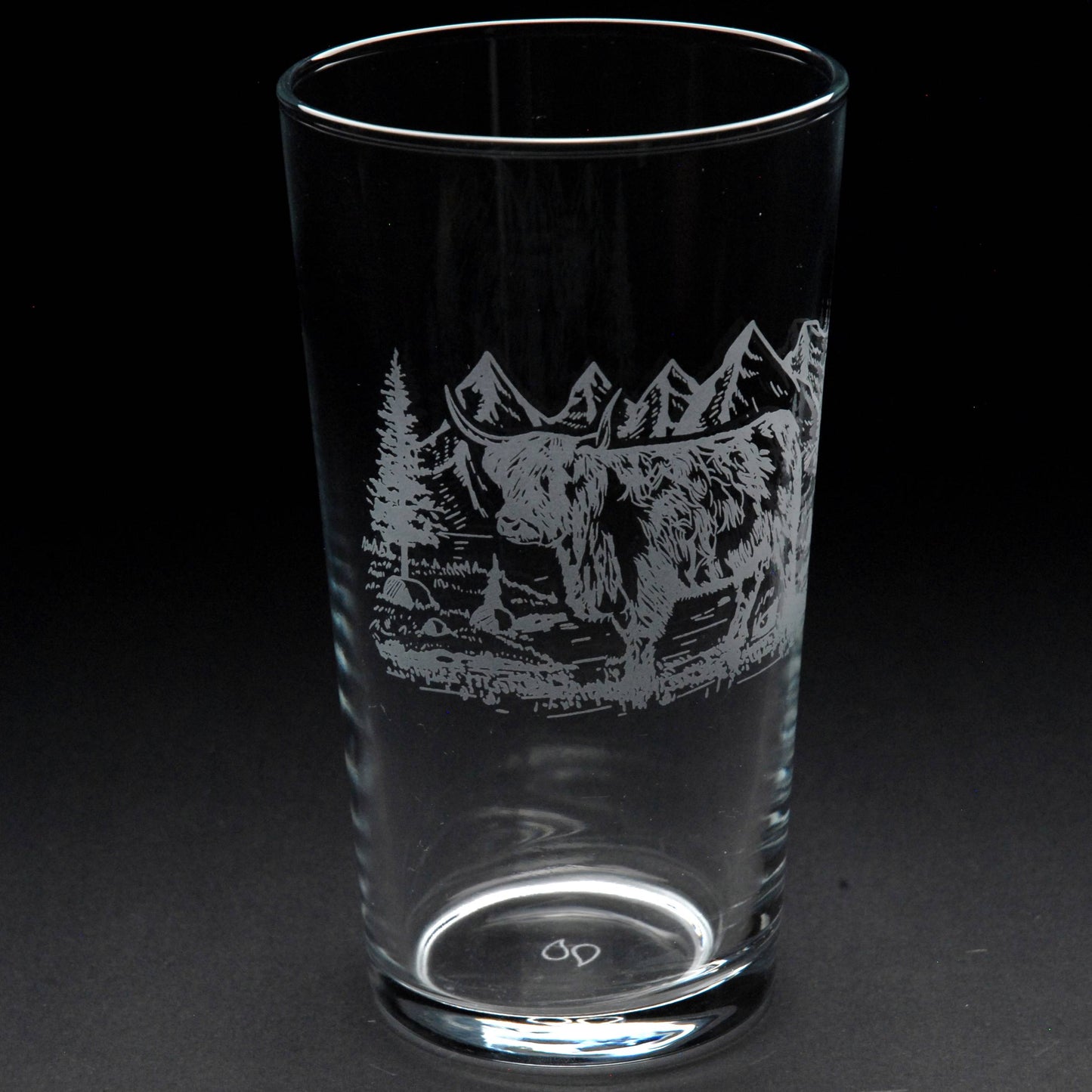 Highland Cow Pint Glass - Hand Etched/Engraved Gift