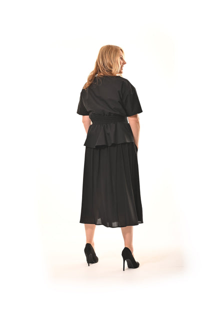 Sovereign Skirt With Pockets In Black