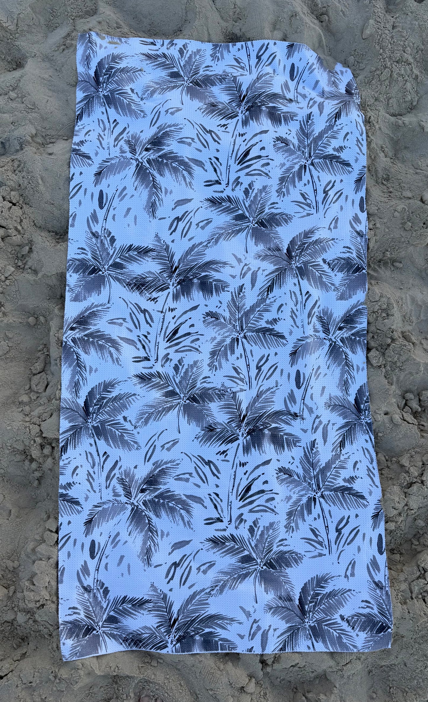 Palm recycled sand free waffle towels