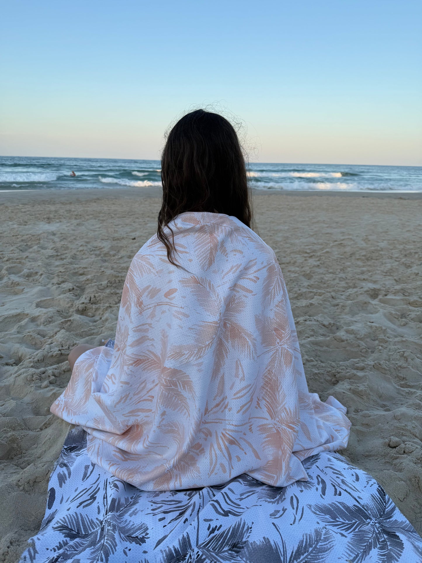 Palm recycled sand free waffle towels