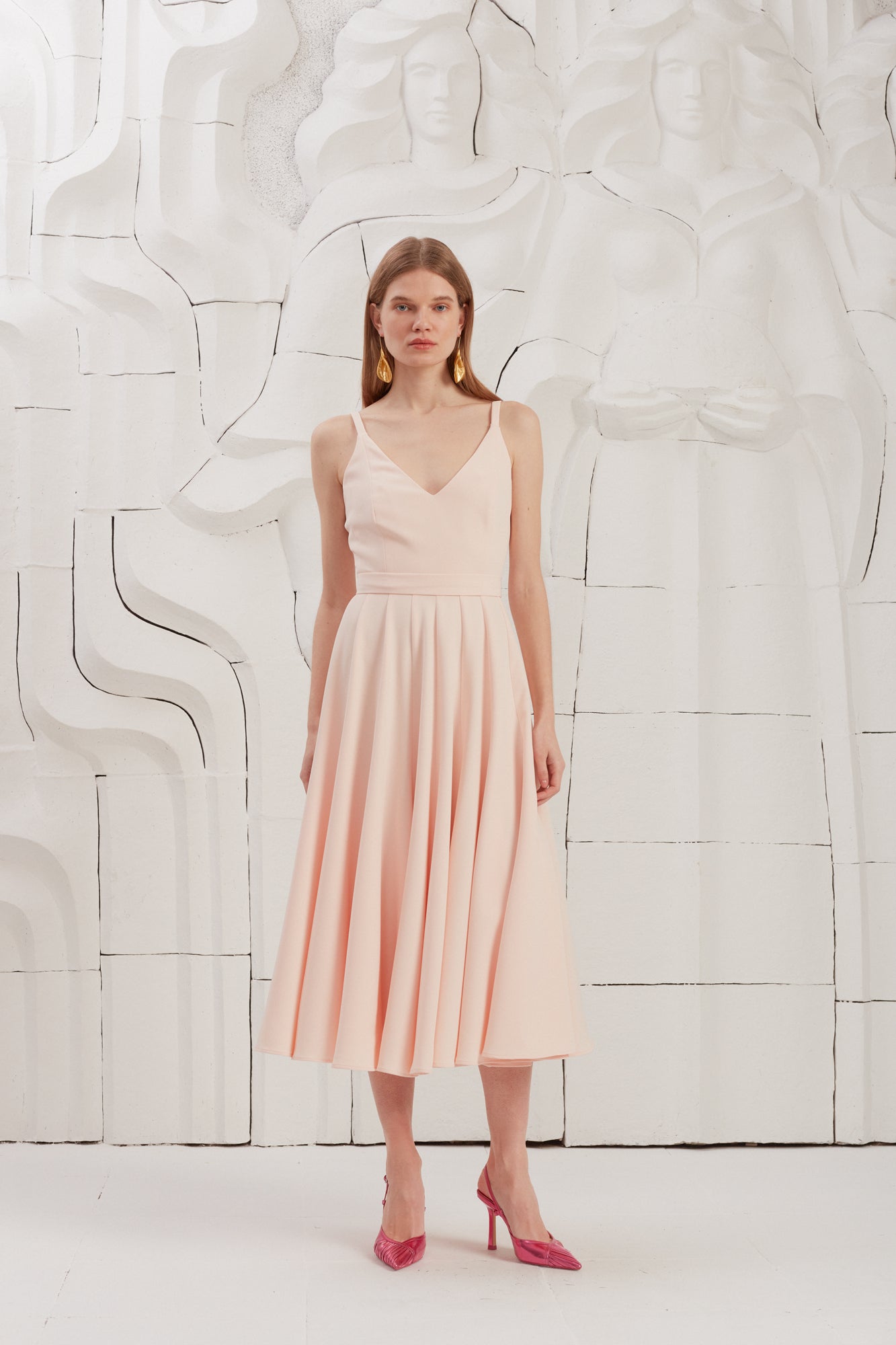 Pastel Pink v neckt Midi Dress