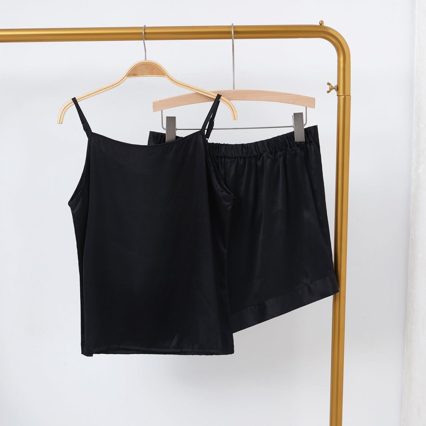 Black Pure Mulberry Silk Camisole and Shorts Set | 19 Momme | Soar Collection