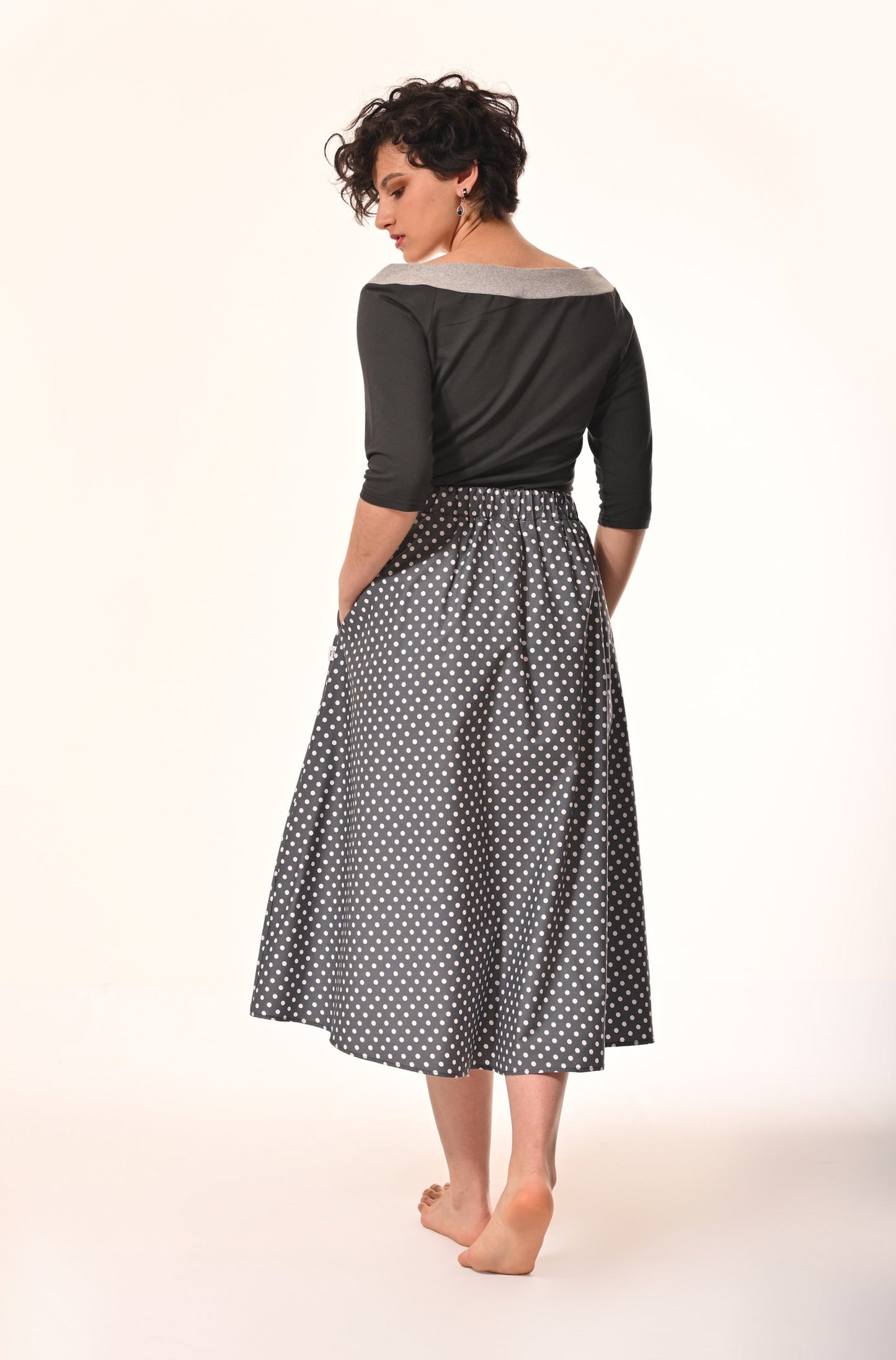 Sovereign Skirt With Pockets In Charcoal Polka-dot