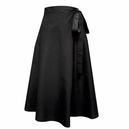 Illusion Wrap Midi Skirt In Black With Pockets