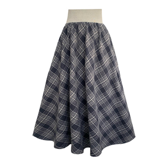 Bonnie Midi Skirt In Navy Tartan