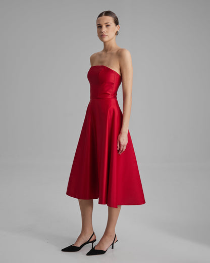 MIA DRESS | strapless A line midi in red